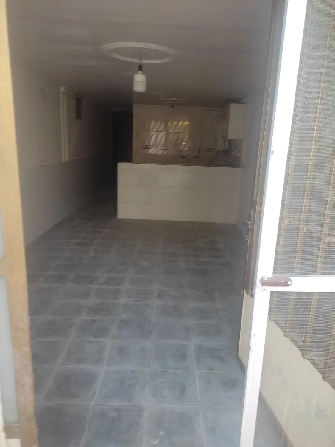 سوئیت پارکینگی 70متری