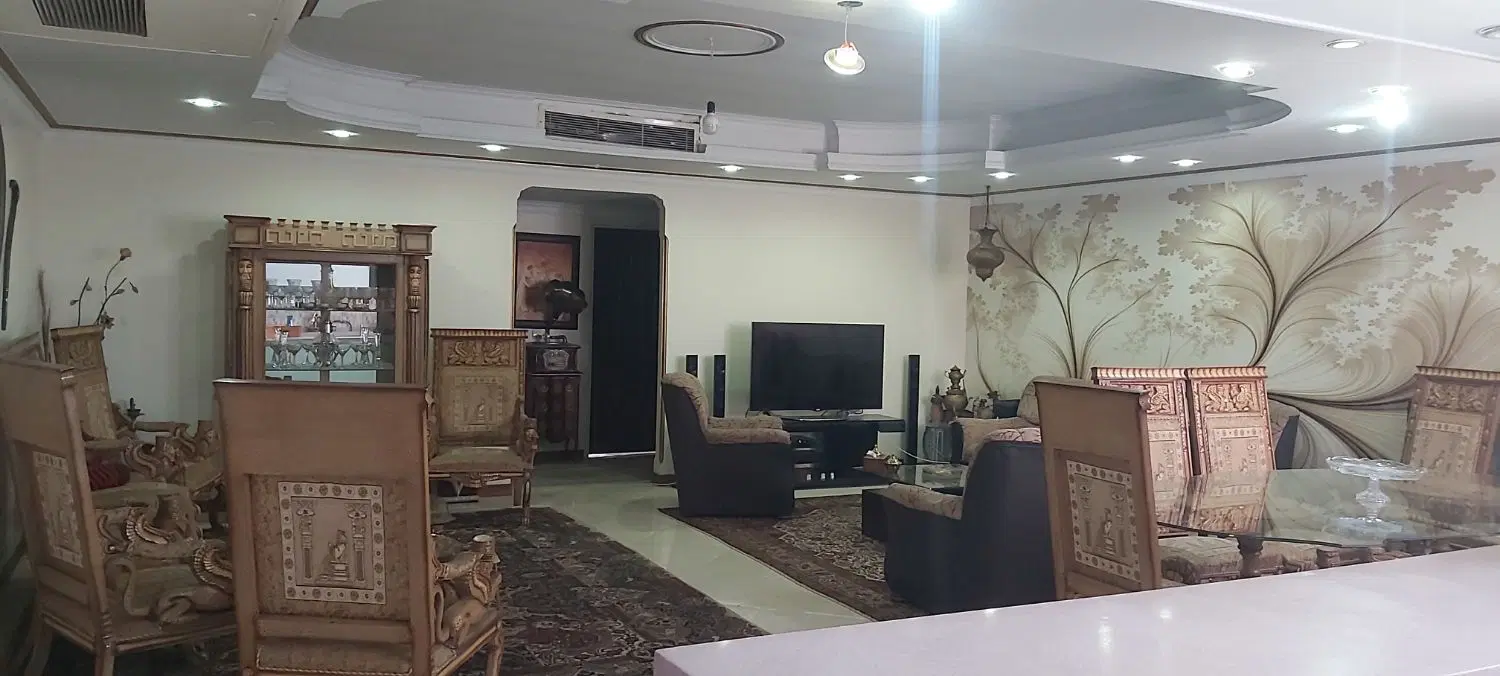 ۱۱۵متر.دو خواب. برج باغ.ویو به‌ فضای سبز باغچه برج