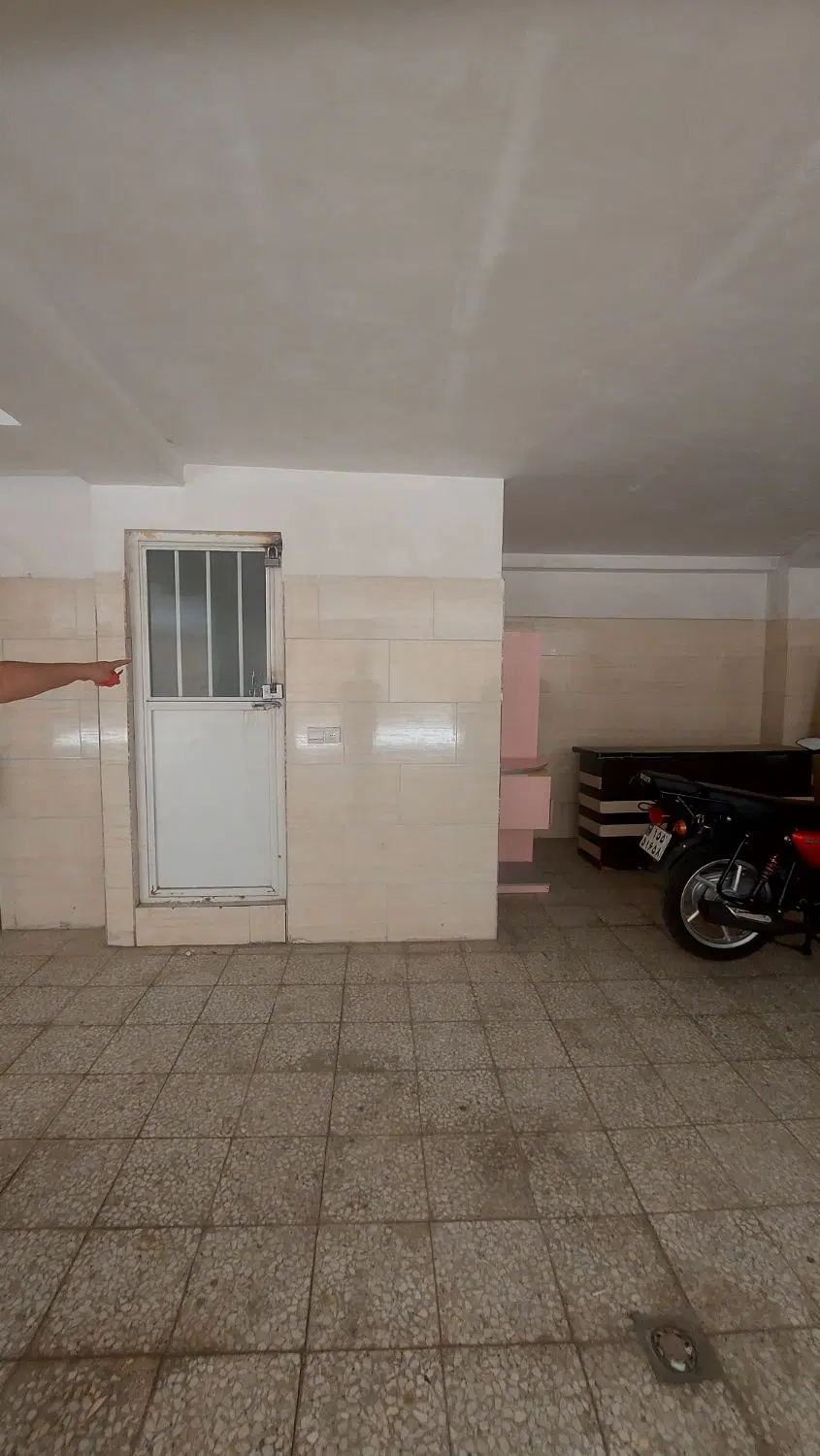 اجاره ی پارکینگ درمولوی