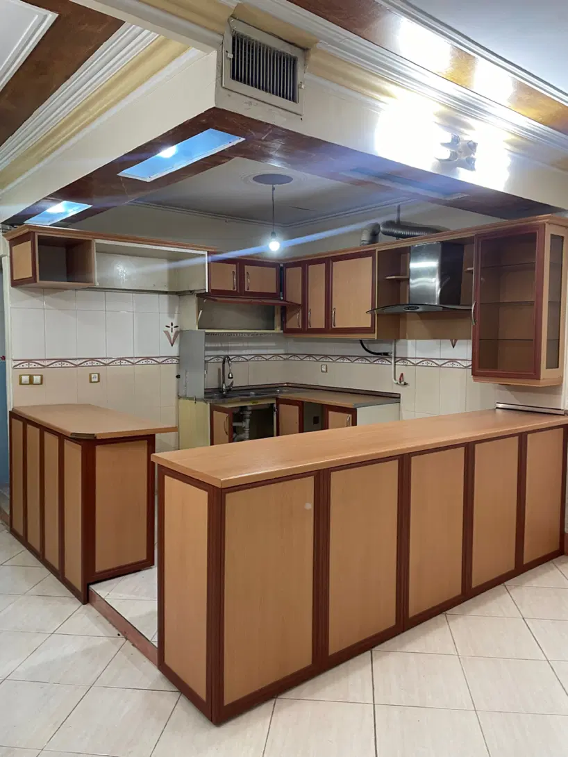 ۷۰ متر شیک تخلیه