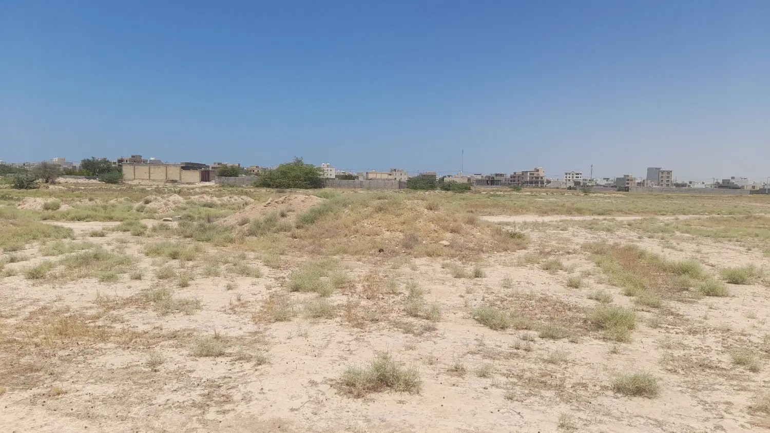 زمین مسکونی