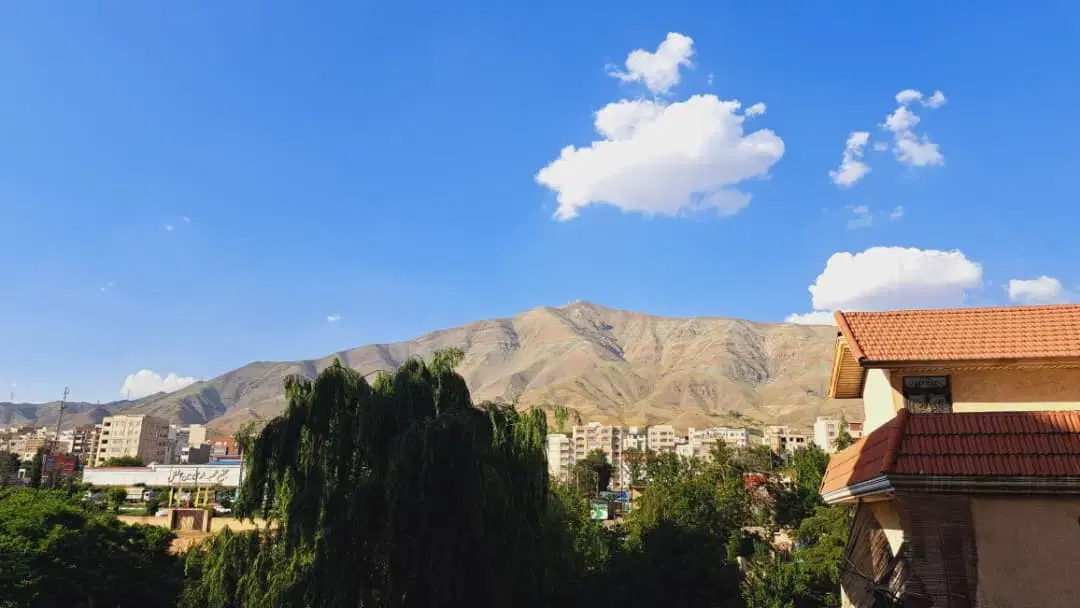 واحد108 متری سه خواب گرمدره