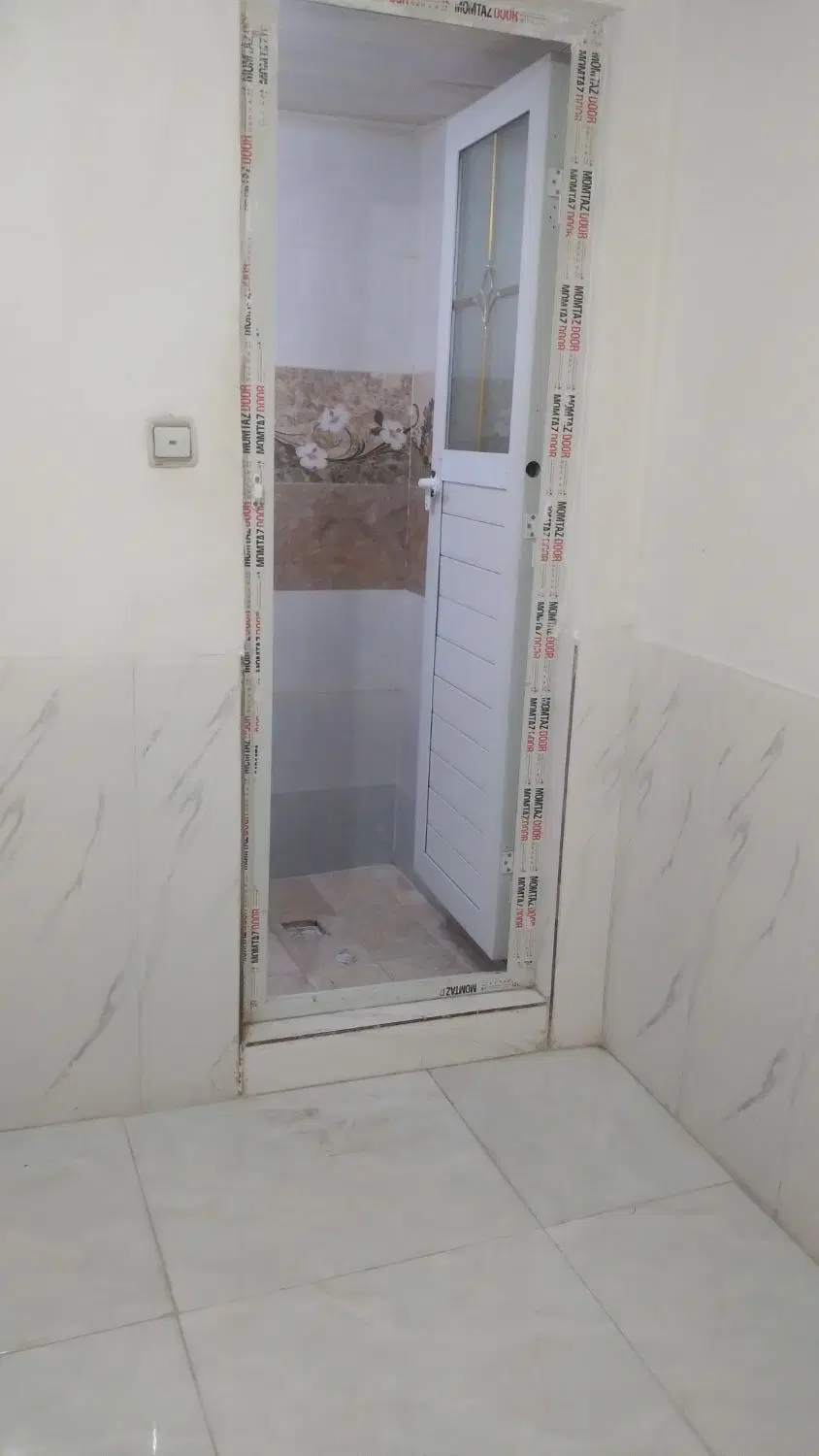 خونه اجاره ی  پیش ۵۰ تومن کرایه ۸ تومن