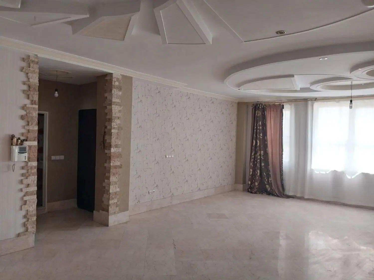 اجاره آپارتمان در سرو آزاد منطقه ۲۲