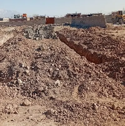 زمین حسین اباد