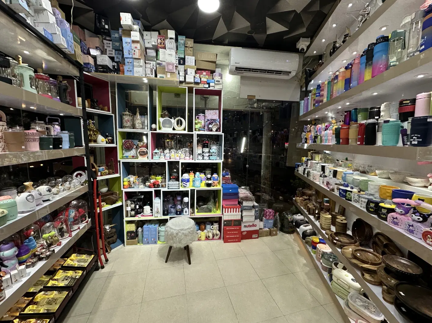 واگذاری مغازه فعال بامشتری ثابت بدون رقیب در کاشان