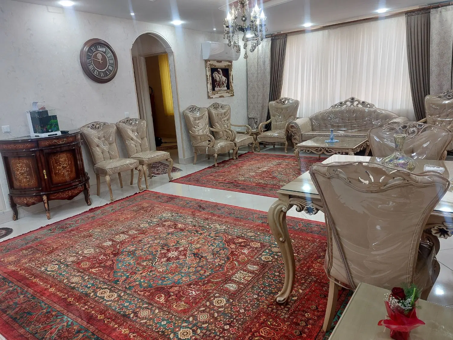 آپارتمان ۸۱ متری مرکز شهر