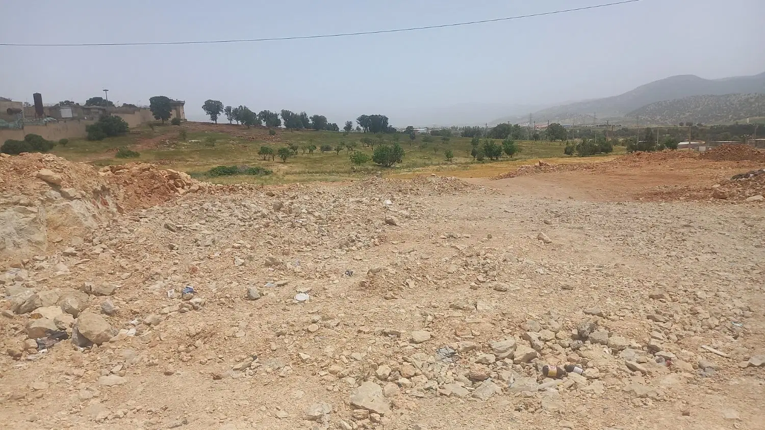 یک قطعه زمین