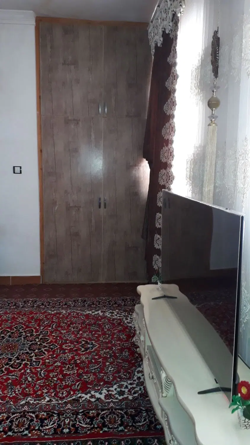خانه‌ویلایی‌درحمیدیان‌.پاره‌بیجار