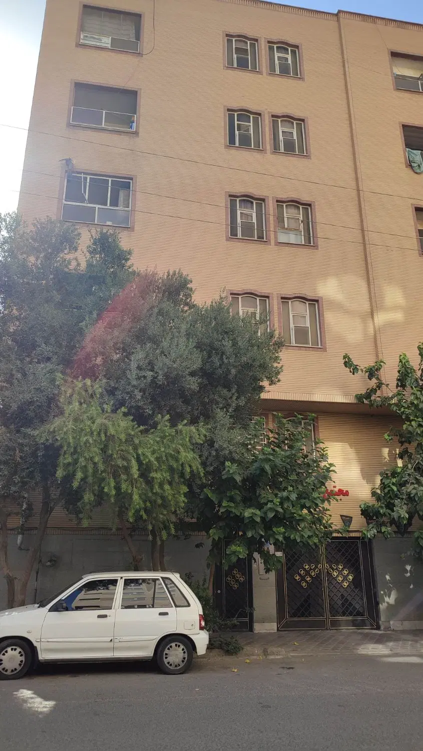 آپارتمان فردوسی