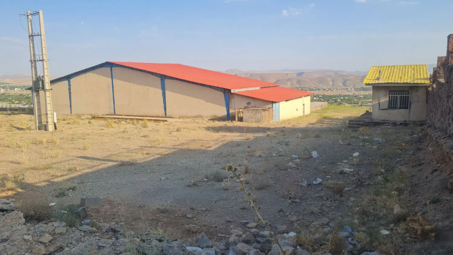 زمین ۲هگتارداراسردخانه۸۰۰۰تنی