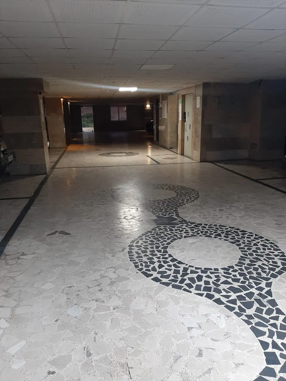۱۲۰ متر _ بلوار وحدت _ آفتابگیر
