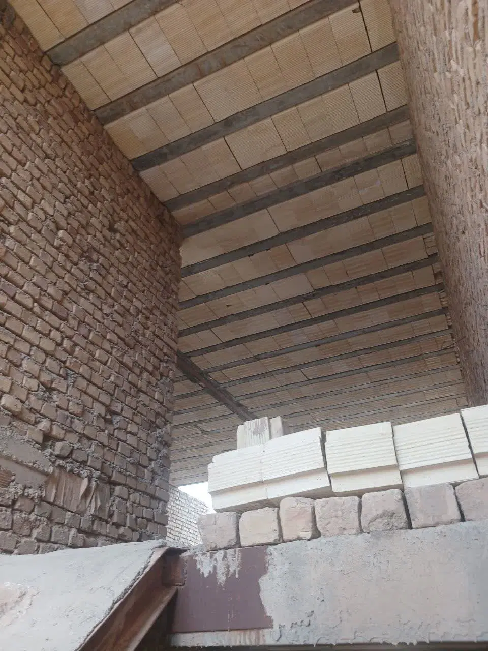 زمین مسکن ملی
