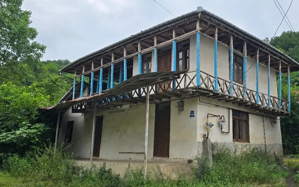 خانه سنتی قابل اسکان ، سند دار