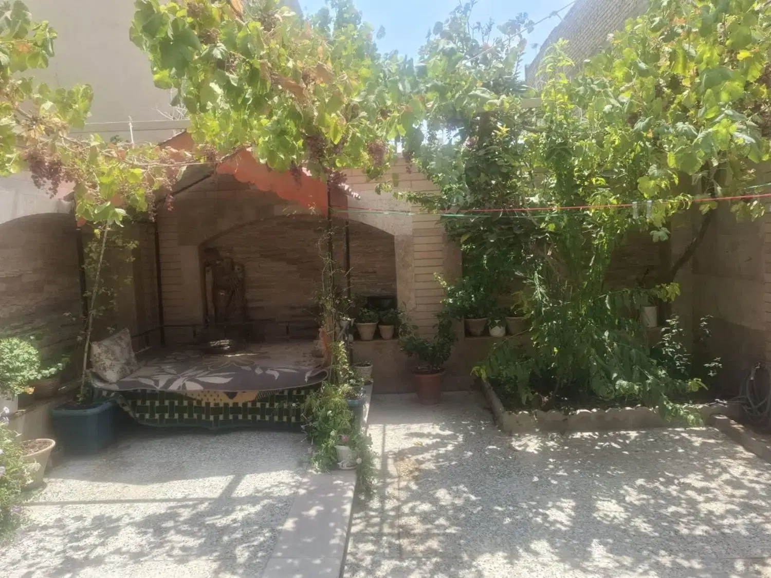 منزل ۲طبقه خیابان مکتب
