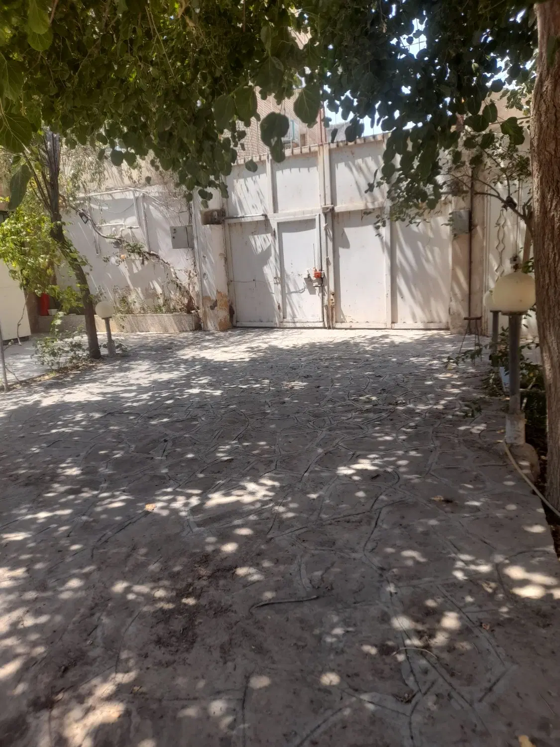 ویلایی کلنگی۱۶۰متر کوی امیرال  ولیعصر