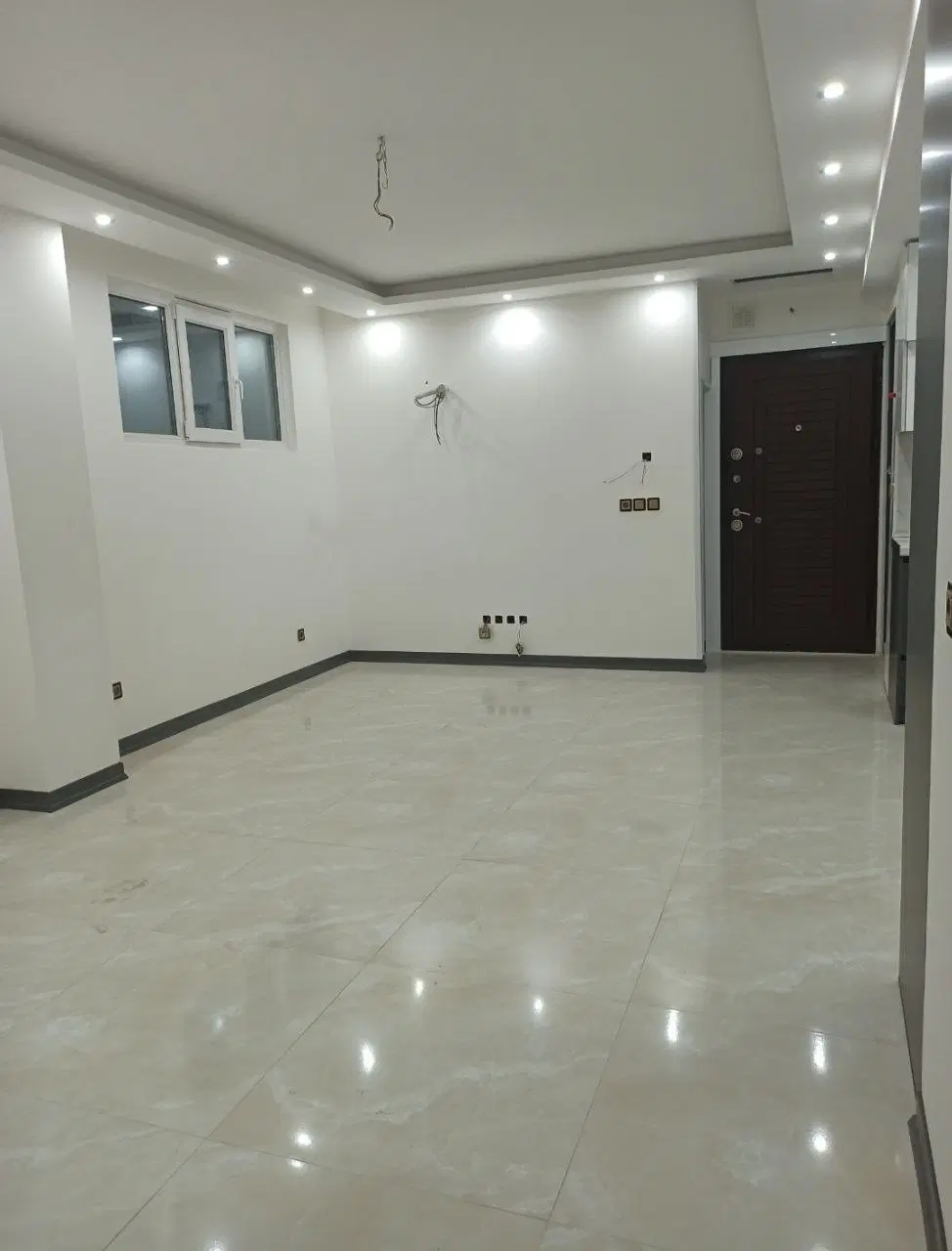 اجاره آپارتمان شیک نوساز پلاک دوم خیابان قائمیه