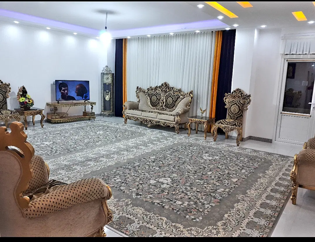 آپارتمان ۱۳۵متری فول امکانات شهرک دانش