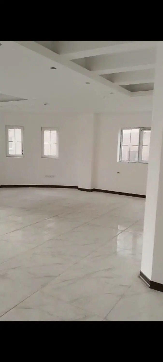 آپارتمان سه خواب نوساز پارک نوشیروانی