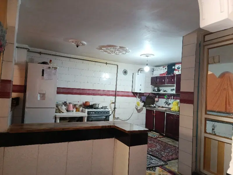 اجاره همکف اکبرآباد ،خ امام حسین 250با7