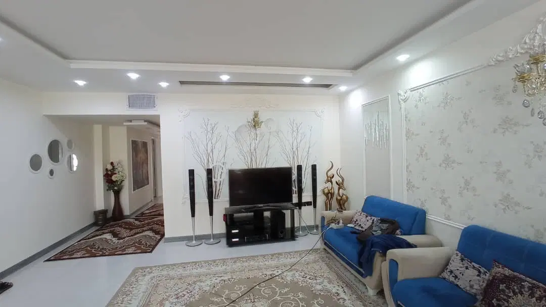 تجاری و مسکونی ویلایی حاشیه شریعتی شمالی