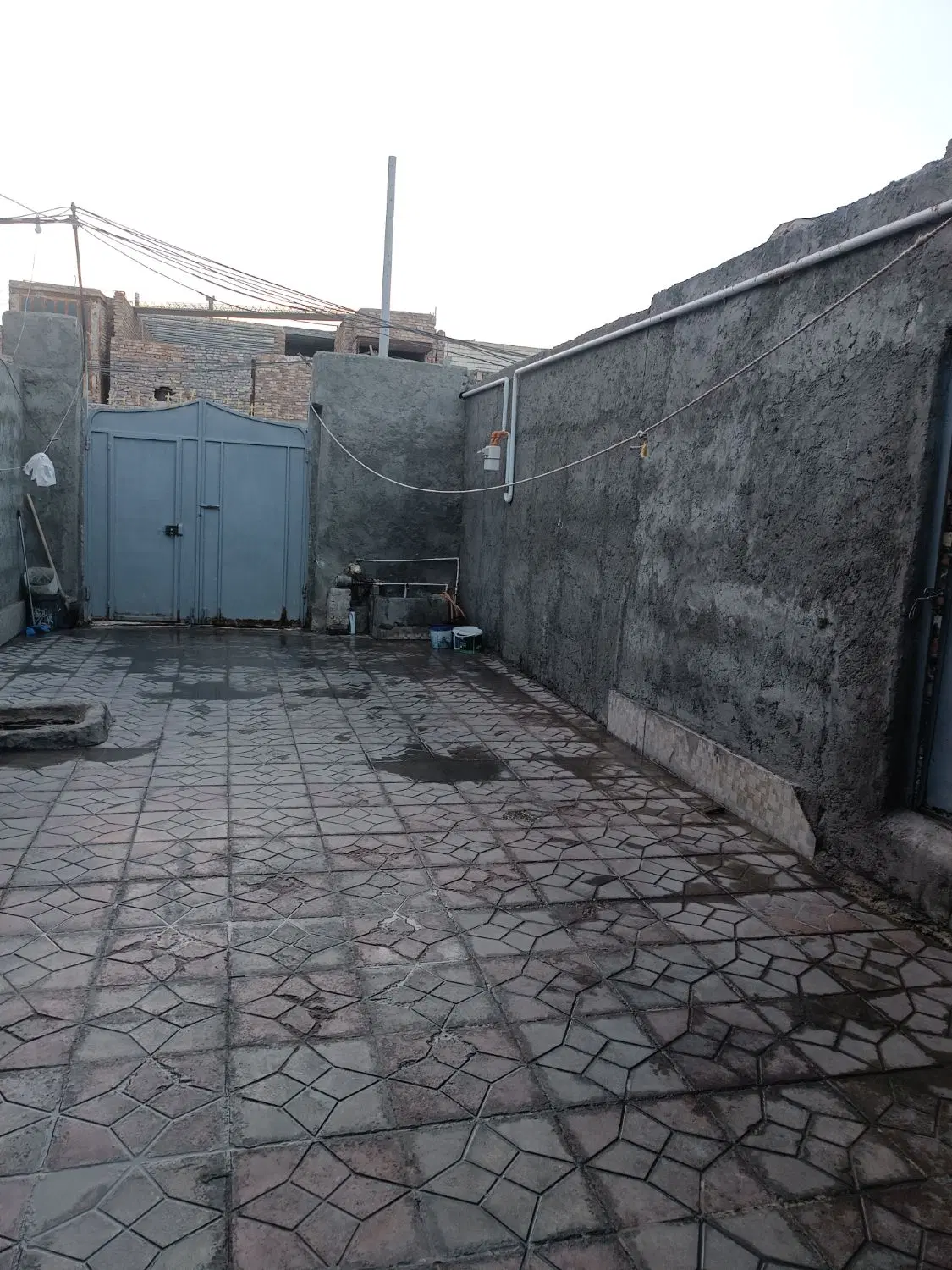 فروش منزل ویلایی۳۰۰متر