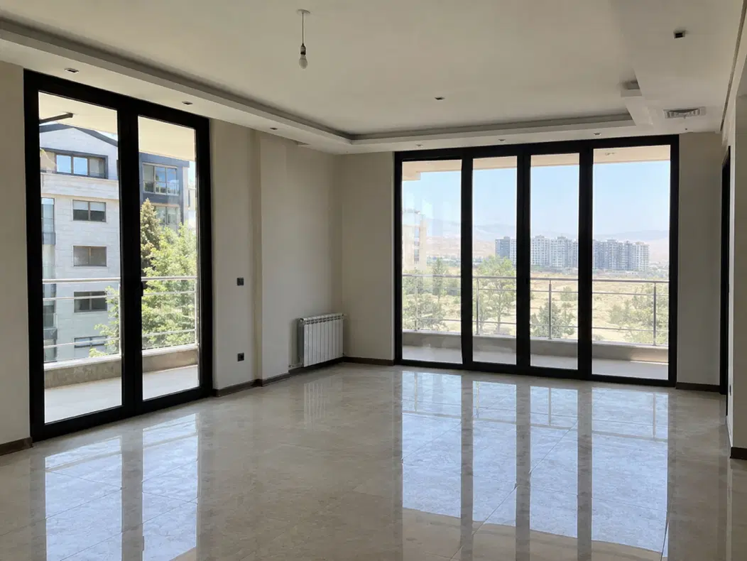ستارخان اداری ۱۸۰ متری تک‌ واحدی بر اصلی