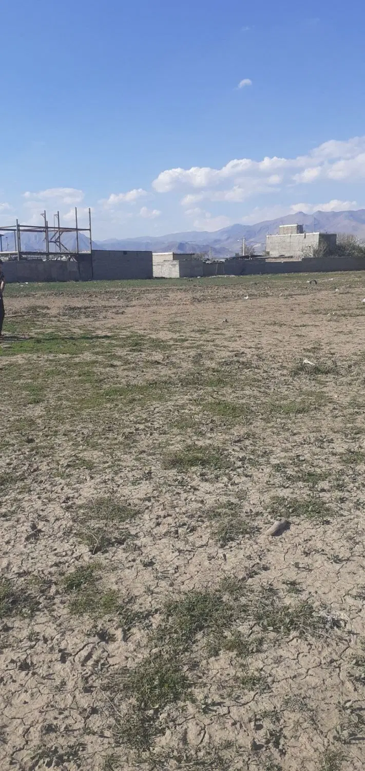 زمین۹۷متری