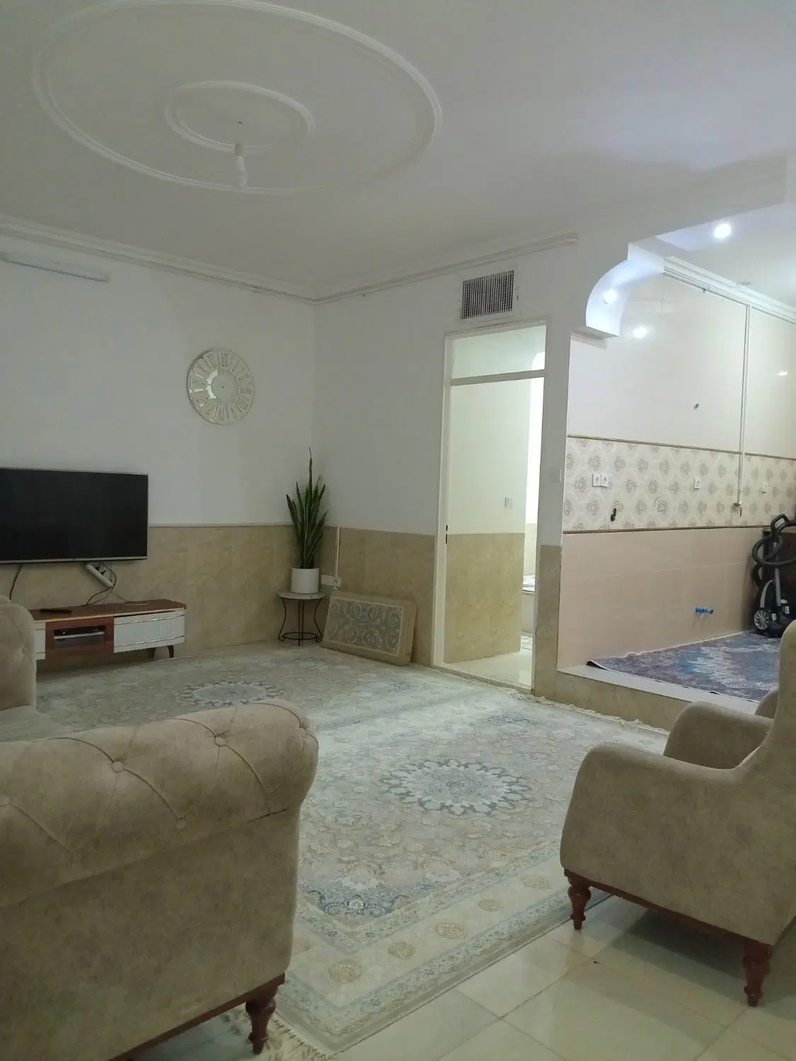 اجاره منزل همکف دربست خ مهدی