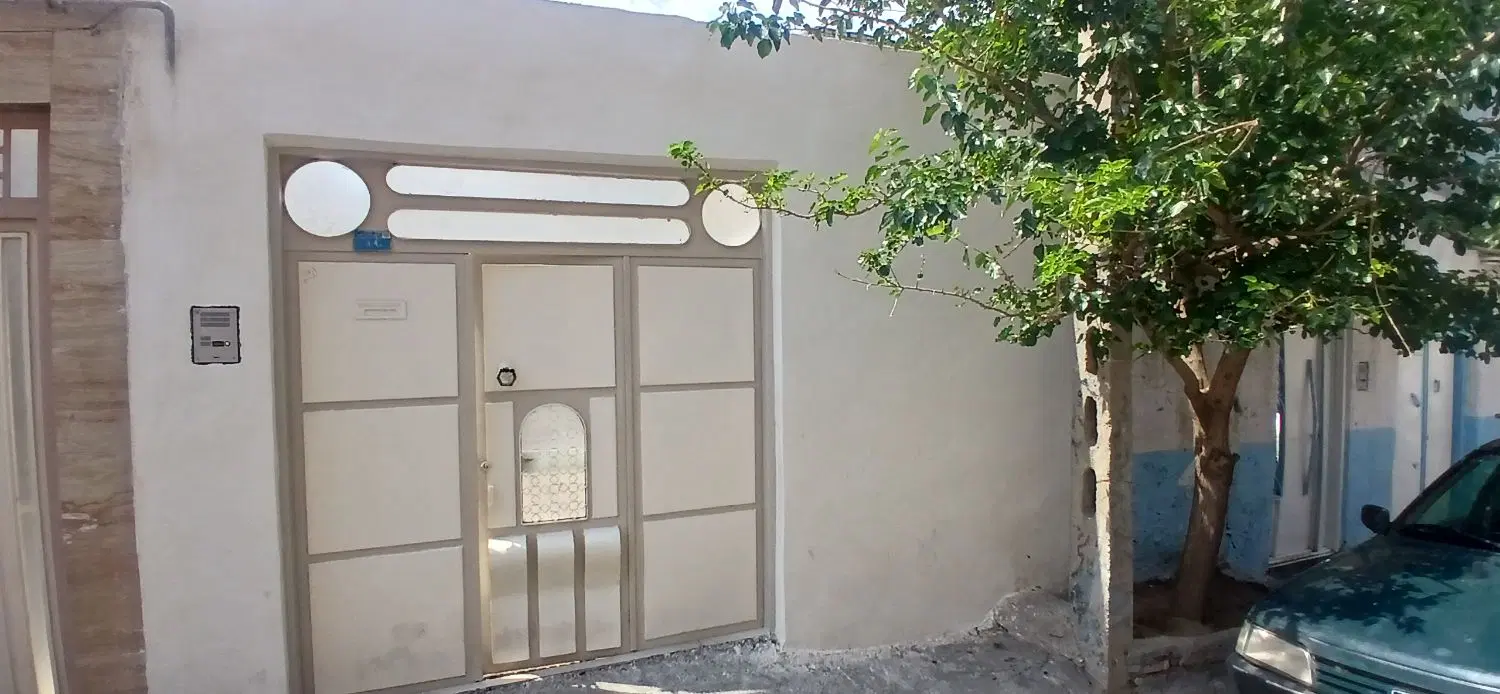فروش حیاط