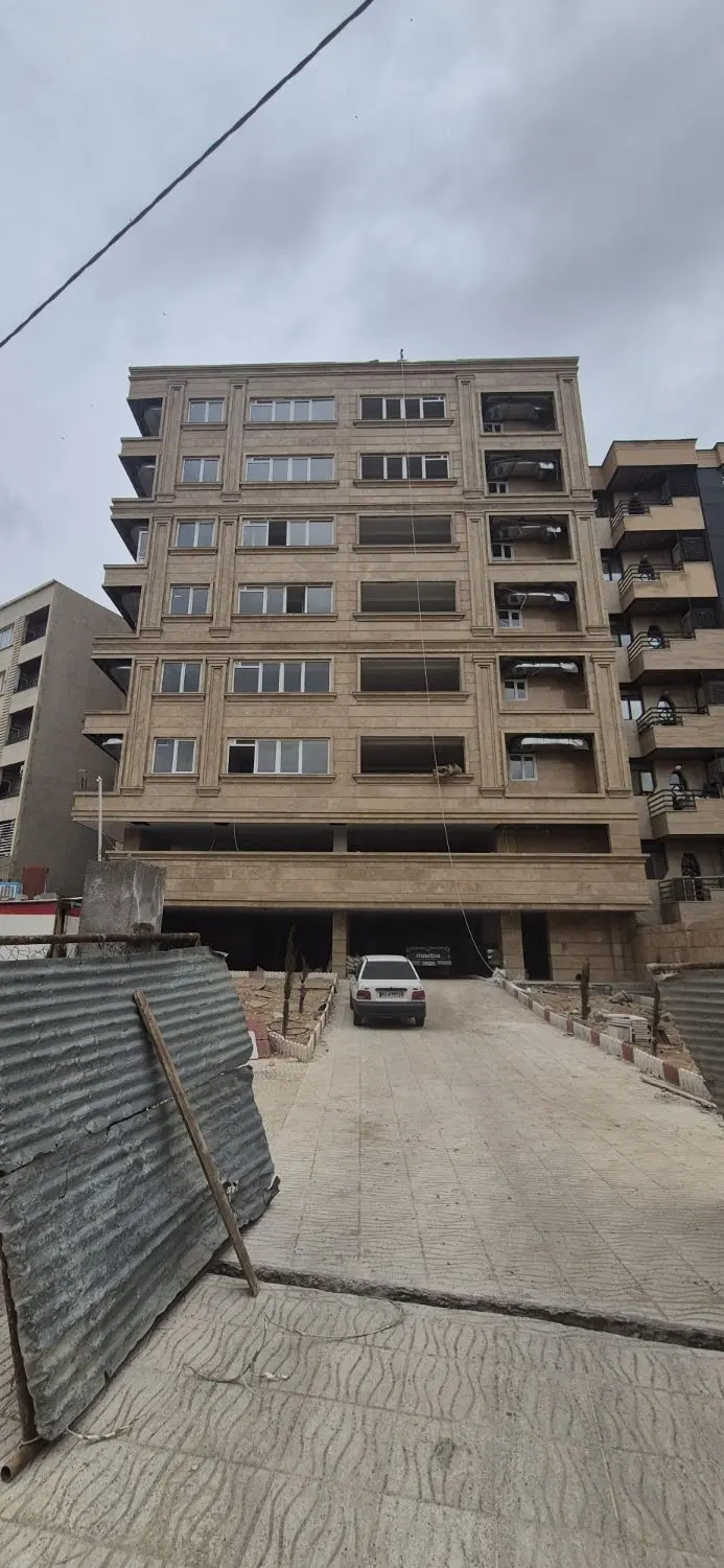 پیش فروش تک بلوک تاپ لوکیشن