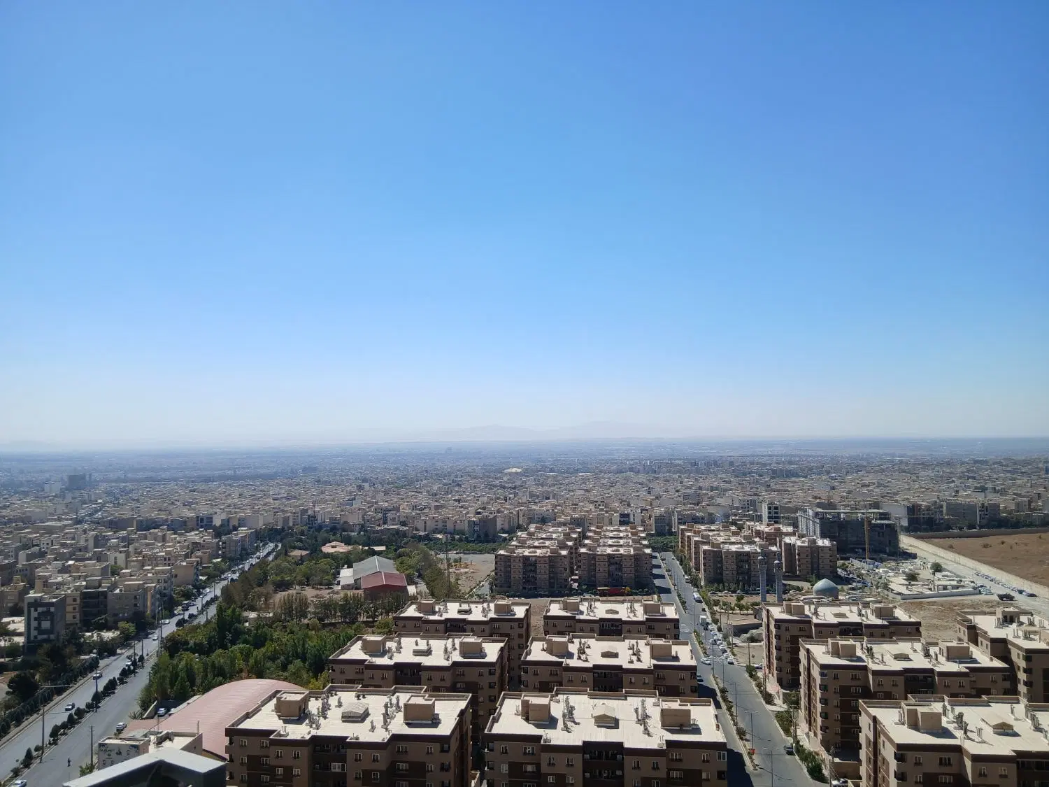زمین ۱۰۰۰متری ۲ نبش شهرک ماهان