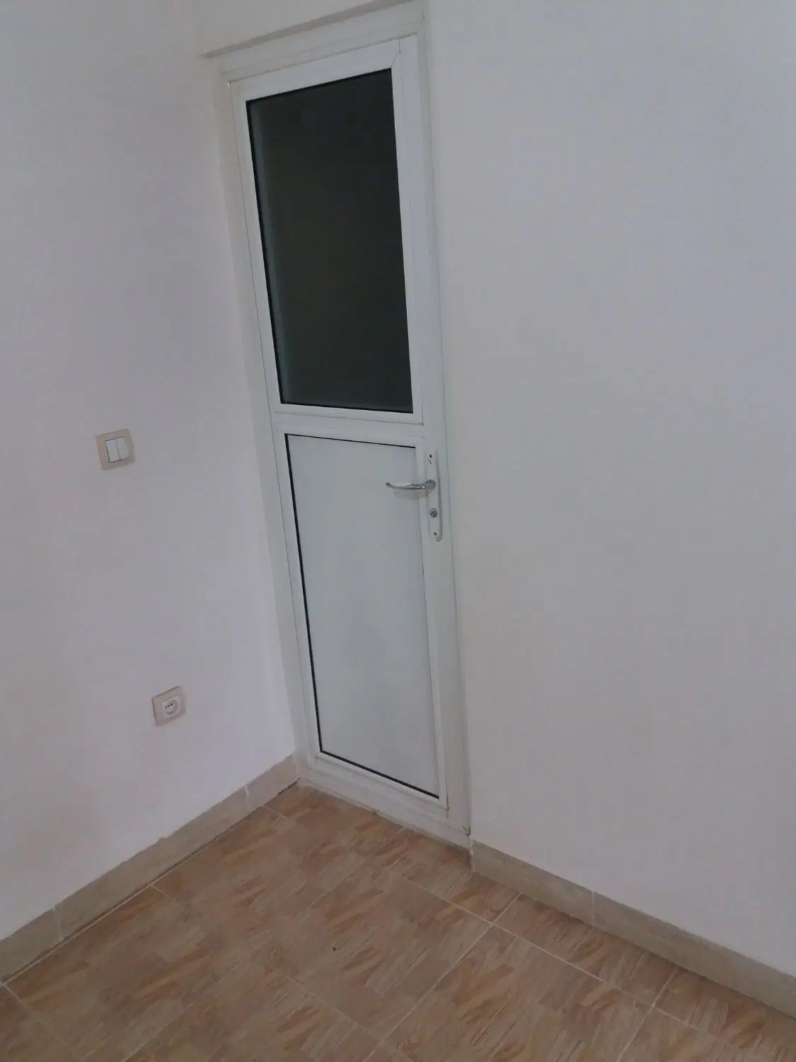 مشارکت دراجاره (فقط خانم)