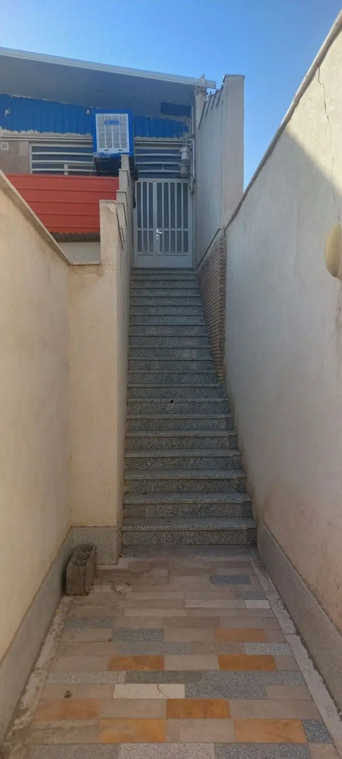 خانه ۸۰متری اجاره دستغیب ۴۴