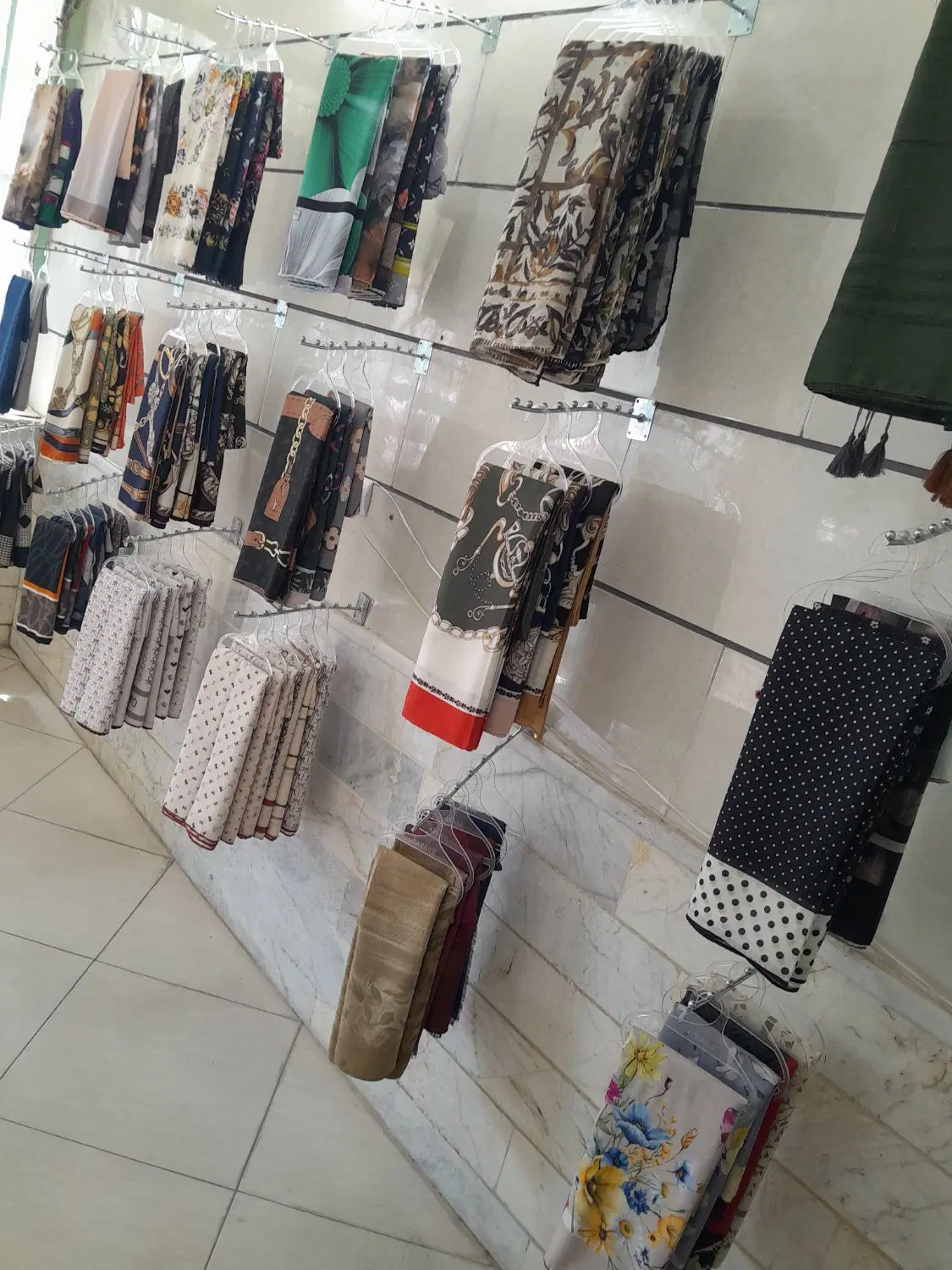 واگذاری مغازه شال و روسری