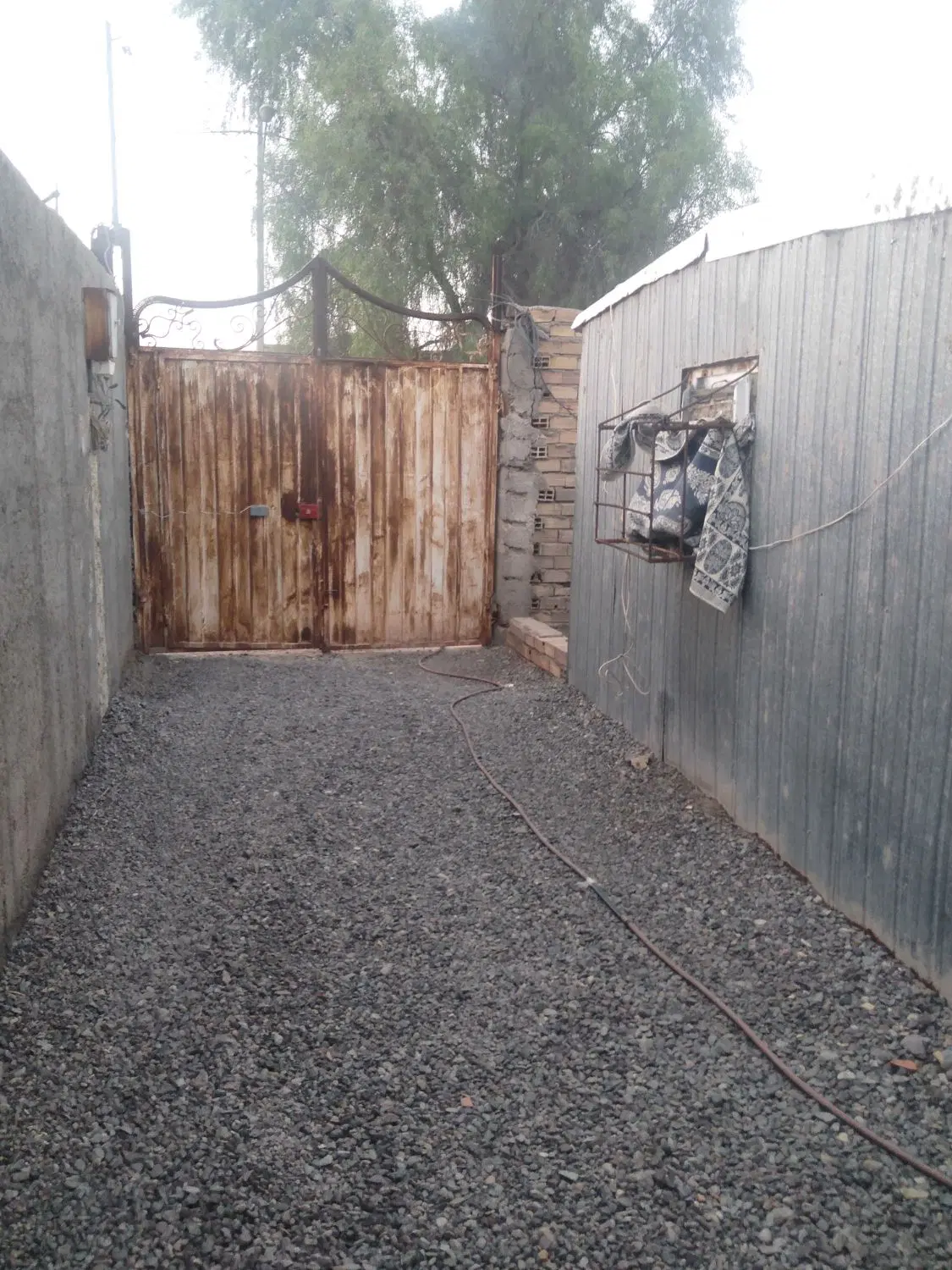 یه  کانکس با آشپزخانه واقع در شهرک رزمندگان