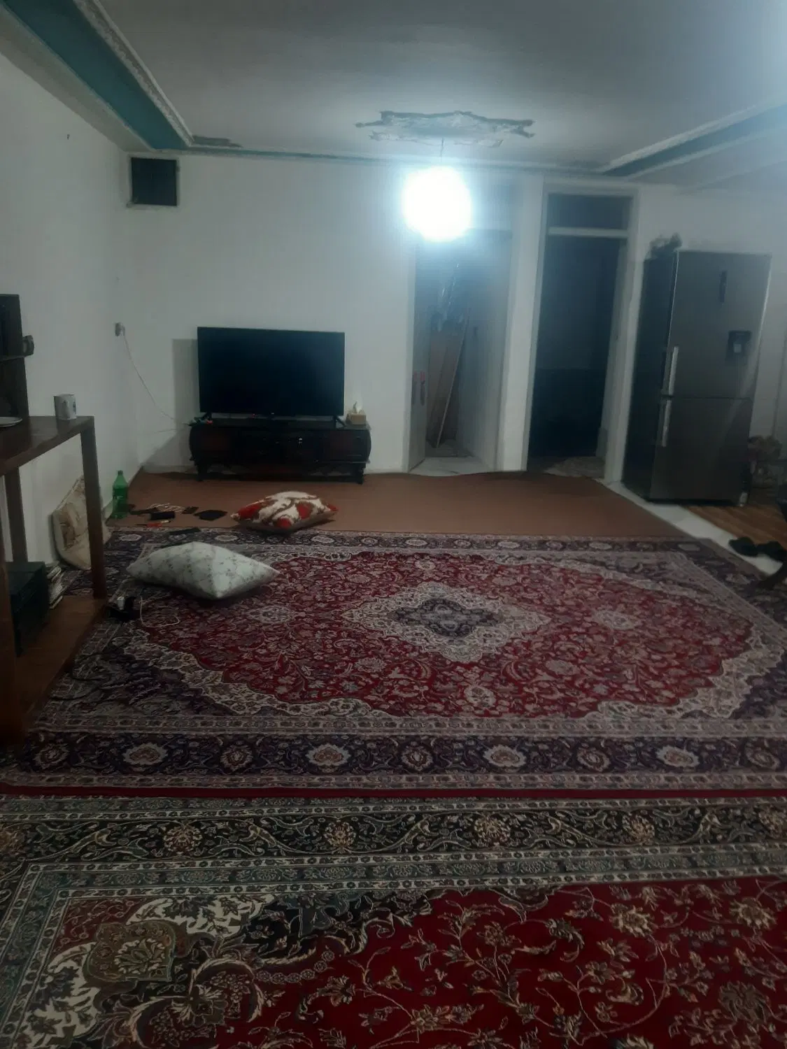 یک واحد دوطبقه ویلایی طبقه پایین اجاره