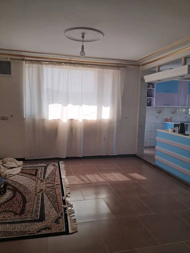 ازناانوشه نبش هاتف سه