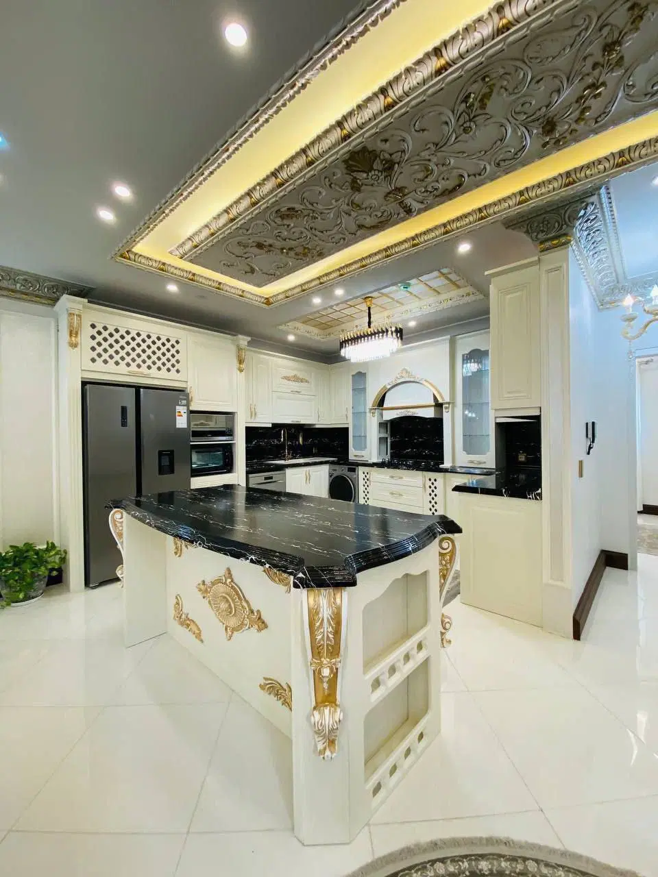 کاخ ویلای تریبلکس۴۰۰متری فول فرنیش_سندتک برگ