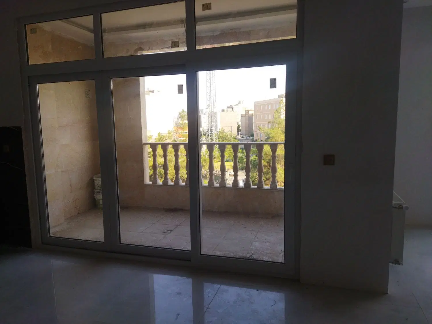 فروش یک واحد آپارتمان