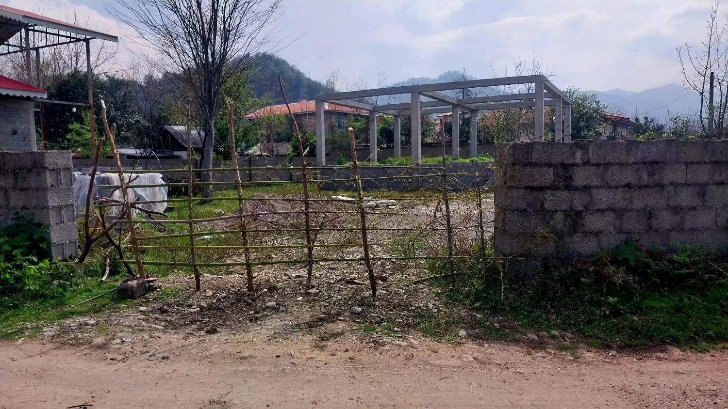 ویلای نیمه کاره