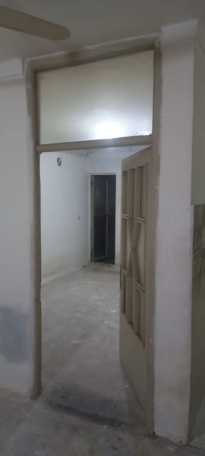اجاره انقلاب ۲۳ همکف