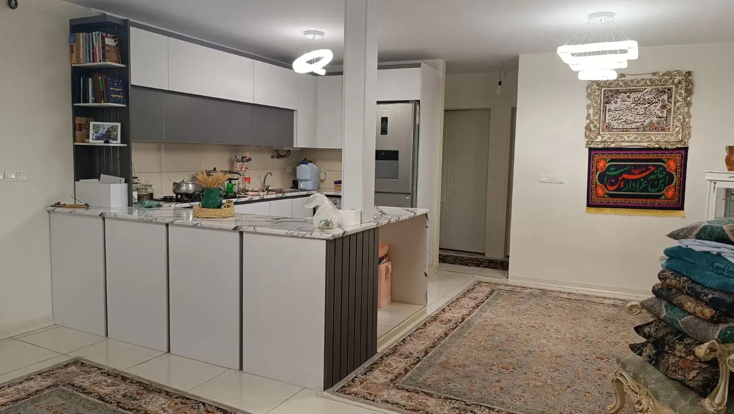 آپارتمان ۱۲۰متری حصارک پایین