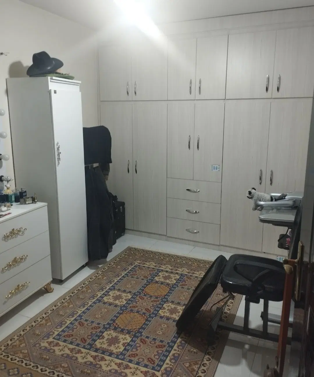 تک واحدی، 130متر،طبقه سوم