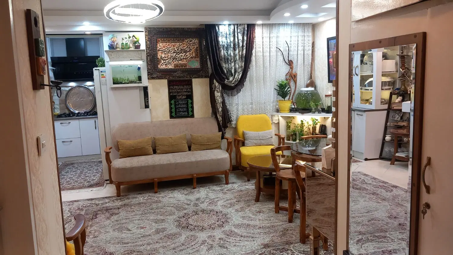 ۴۸.۷۰ واقع در خیابان وحیدیه کوچه اشتری