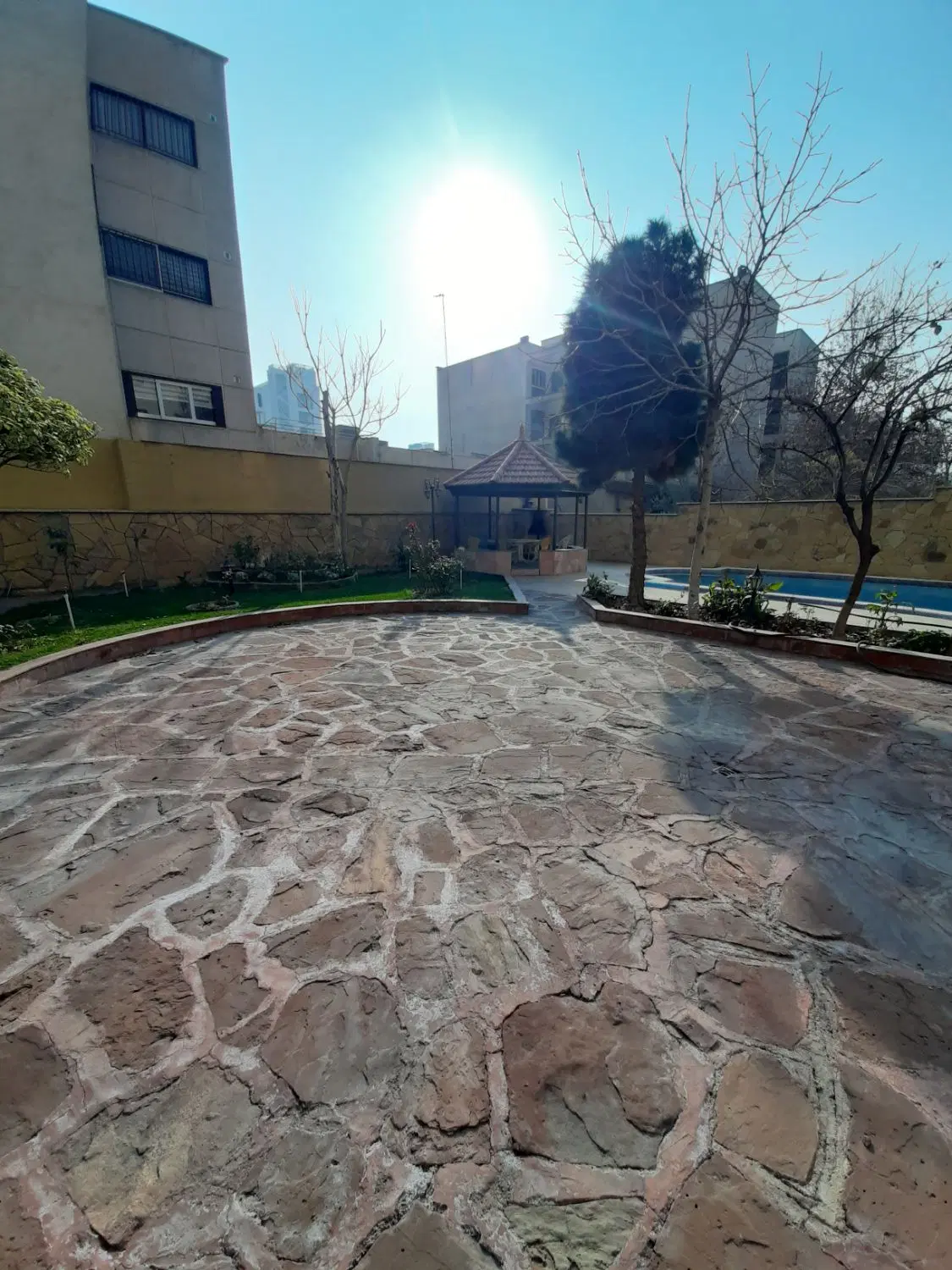 ملاصدرا ۷۷۵ متر کلنگی