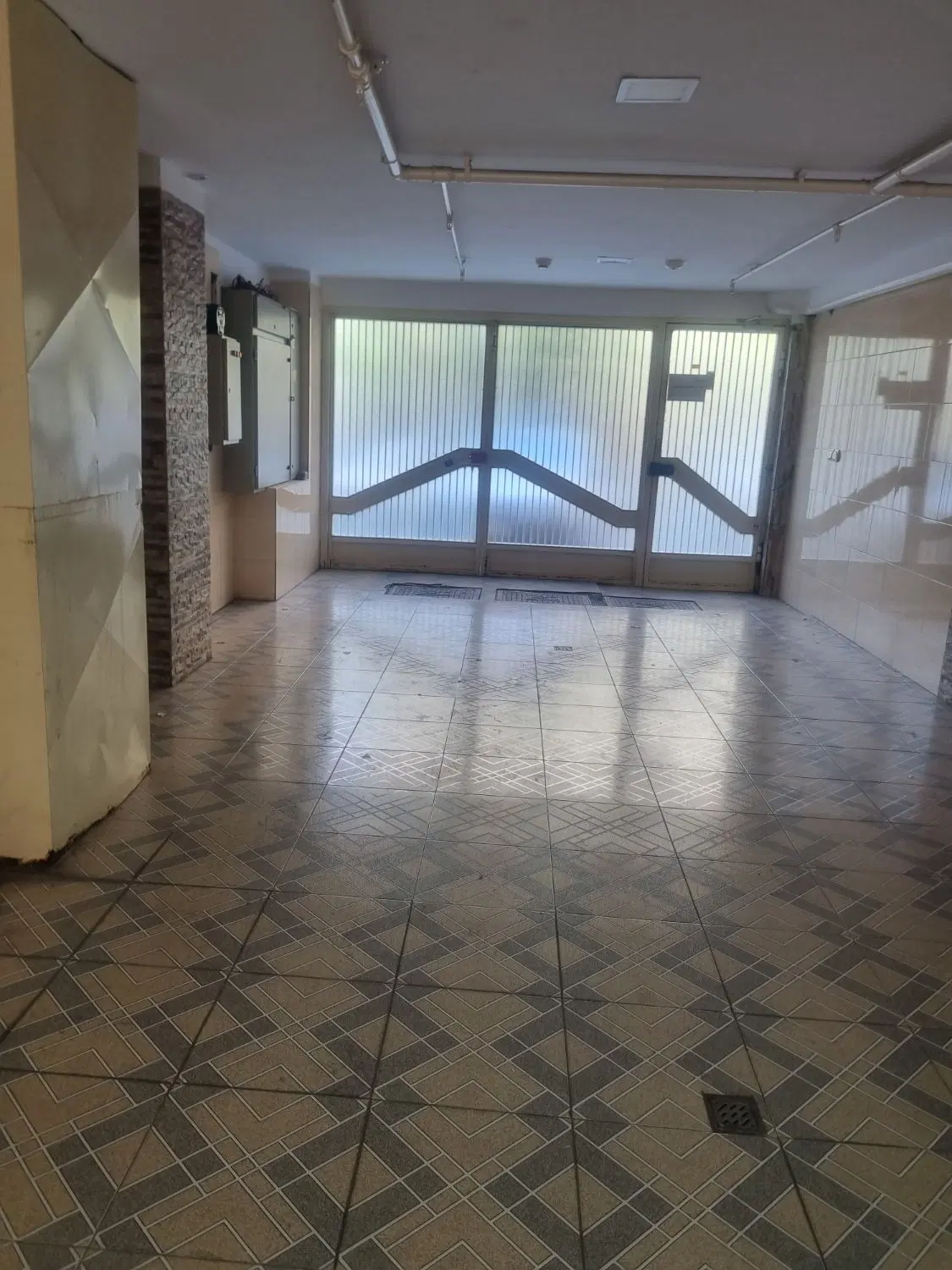 رهن واجاره آپارتمان ۲خوابه جنوبی