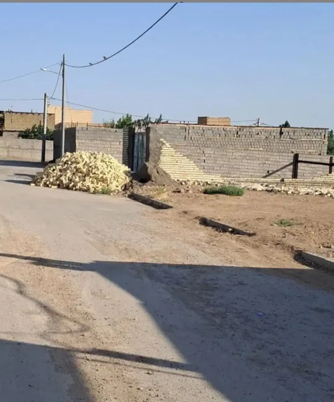 زمین ۵۰۰ متری واسه خانه و باغ مدارک تکمیل