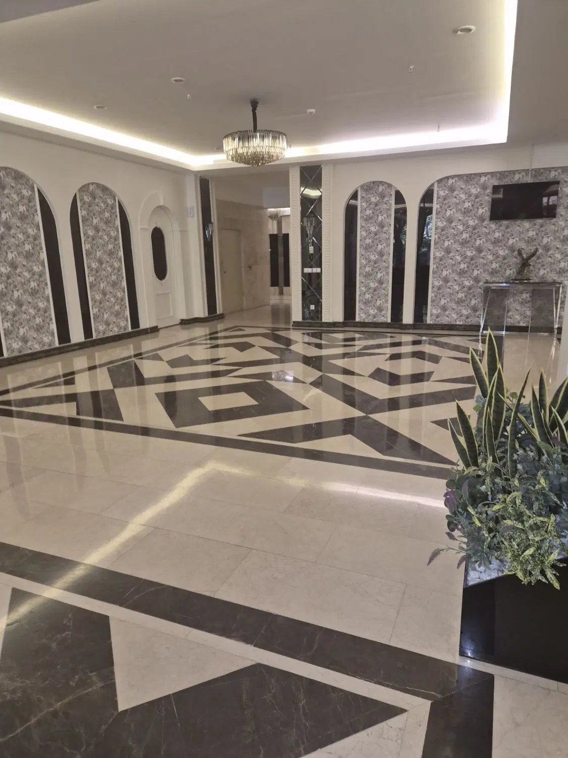 اپارتمان نوساز ۱۶۲