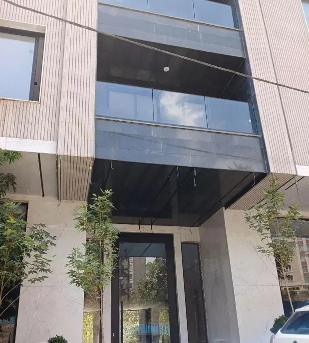 ولنجک ۱۷۸متر نوساز۲ پارکینگ تراس قابل چیدمان